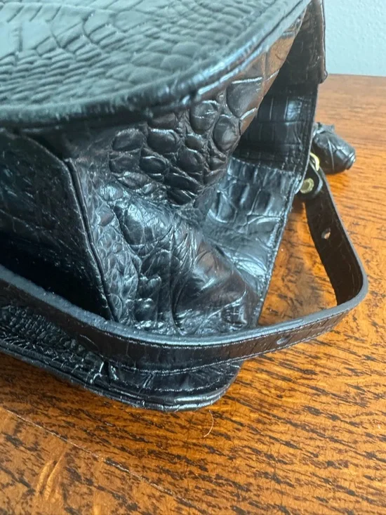 Brahmin Black Croc-Embossed Barrel Bag with Crossbody Strap - Picture 10 of 15